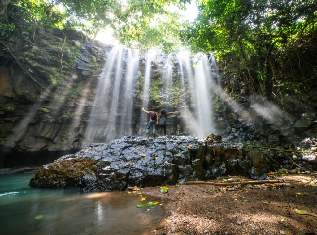 ouangani-terre-cascades